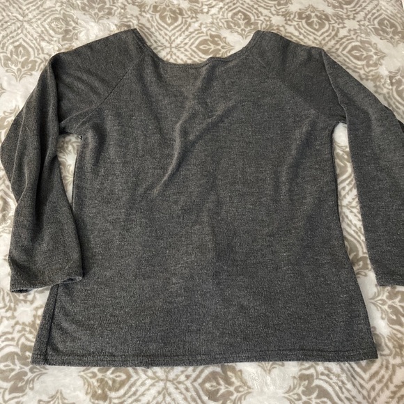 Gray zipper back top❤️ - Picture 1 of 4